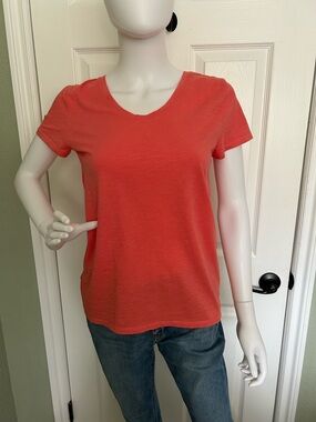 LOFT Coral V-Neck Short Sleeve Tee